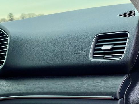 Certified 2026 Mercedes-Benz GLE 350 4MATIC image 22