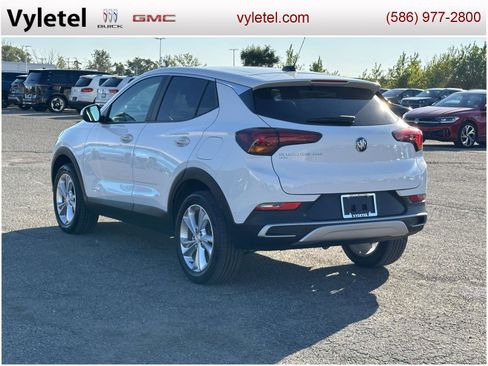 Certified 2023 Buick Encore GX Preferred w/ Cold Weather Comfort Package image 4