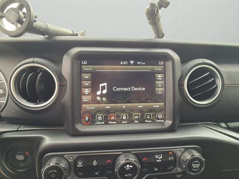 Used 2020 Jeep Wrangler Unlimited Rubicon w/ Quick Order Package 28Y Recon AWD/4WD image 22