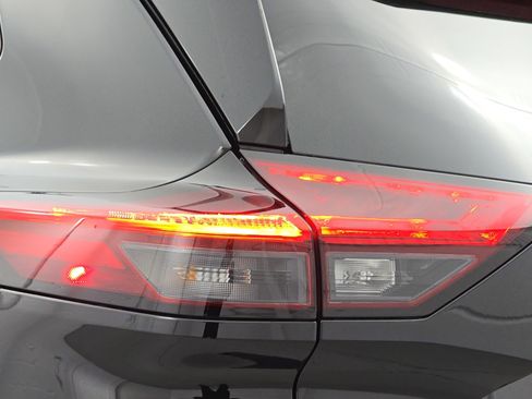 New 2026 Nissan Rogue SV image 34