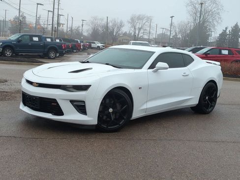 Used 2016 Chevrolet Camaro SS image 1