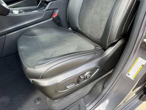 New 2026 Jeep Grand Cherokee Altitude RWD image 18