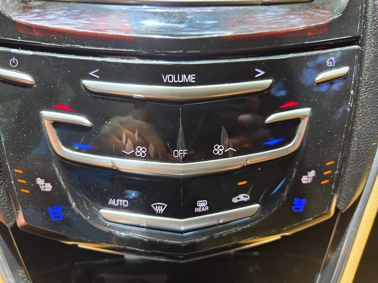 Used 2014 Cadillac XTS Luxury FWD image 21
