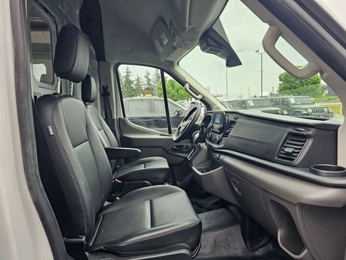 Used 2025 Ford Transit 250 148 High Roof RWD image 10