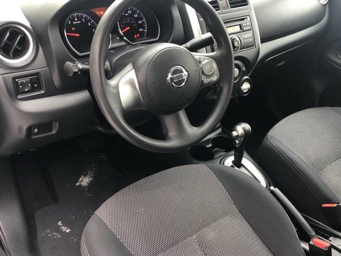 Used 2014 Nissan Versa SV image 8