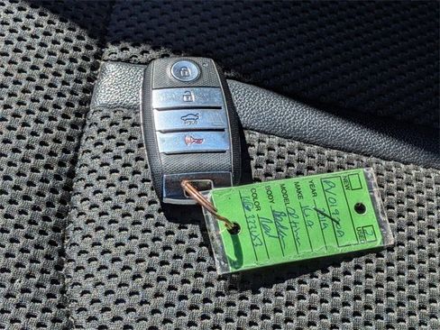 Used 2019 Kia Optima S w/ S Panoramic Sunroof Package image 18