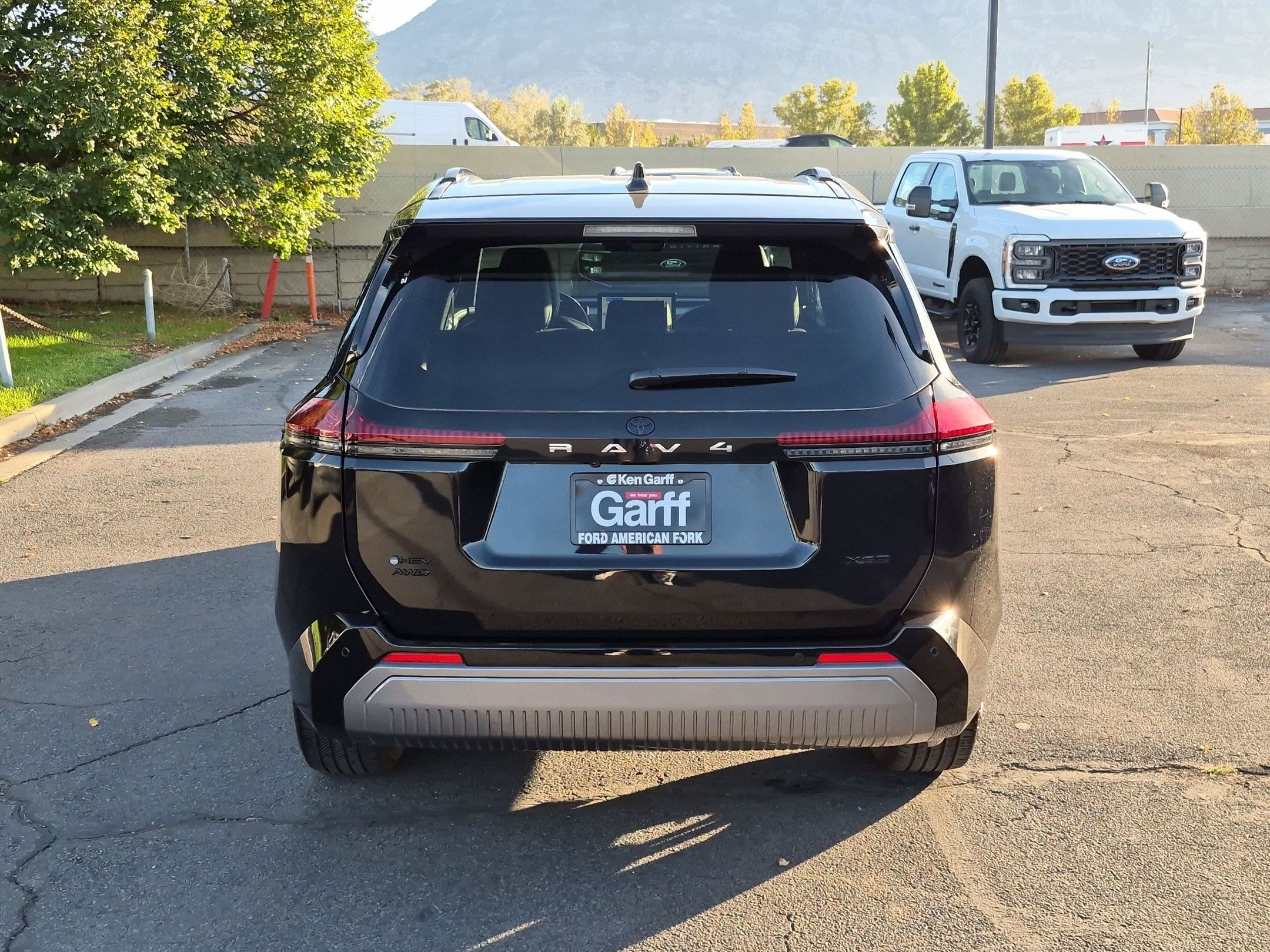 Used 2026 Toyota RAV4 XSE AWD/4WD image 8