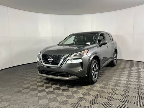 Used 2023 Nissan Rogue SV image 11