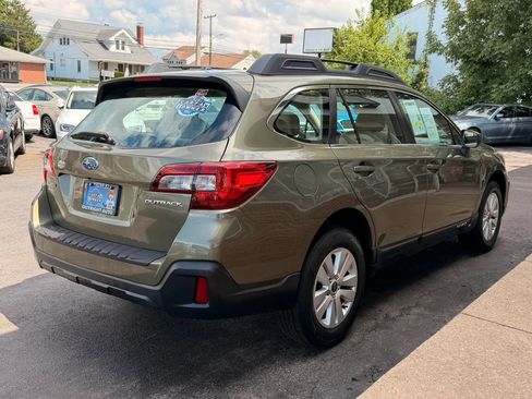 Used 2019 Subaru Outback 2.5i AWD/4WD image 4