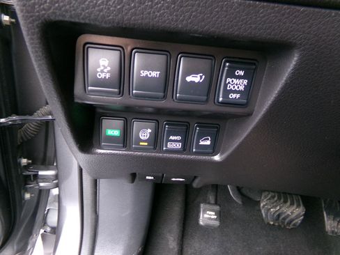 Used 2016 Nissan Rogue SL w/ SL Premium Package AWD/4WD image 15