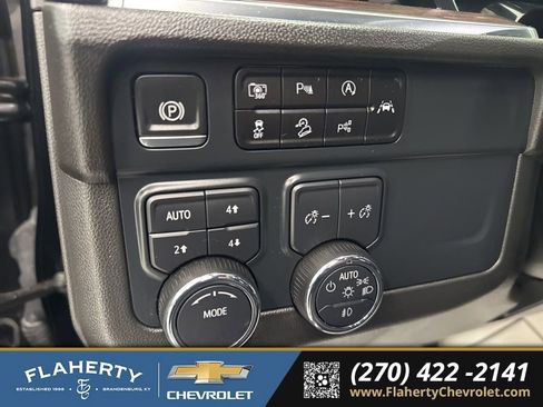 Used 2025 Chevrolet Tahoe Z71 image 21