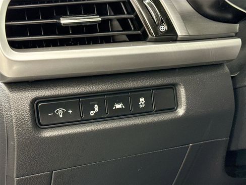 Used 2020 Kia Telluride S w/ S 8 Passenger Seating Package image 15