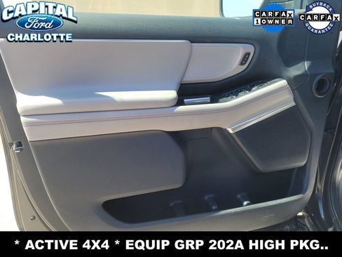 Used 2025 Ford Expedition Active AWD/4WD image 9