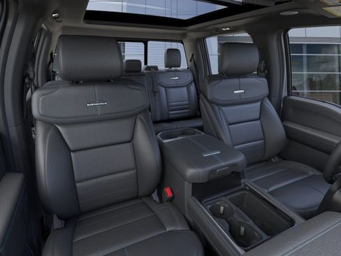 New 2026 Ford F250 Platinum image 10