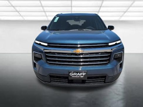 New 2026 Chevrolet Traverse LT w/ Driver Confidence Package FWD image 30