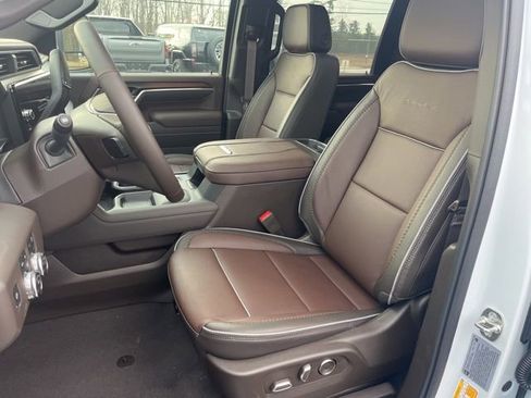 New 2026 GMC Sierra 2500 Denali image 18