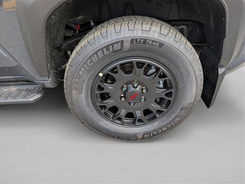 New 2026 Toyota 4Runner TRD Off-Road Premium AWD/4WD image 10