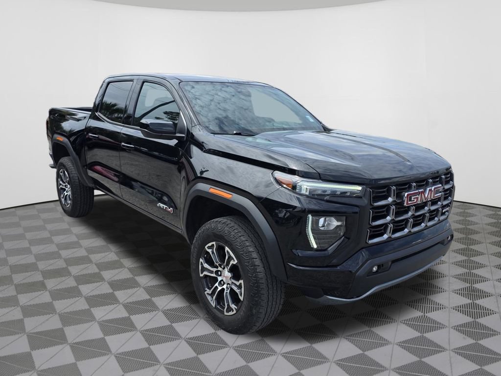 Used 2023 GMC Canyon AT4 AWD/4WD image 4