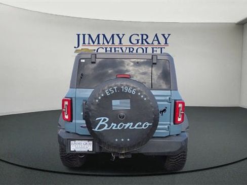 Used 2023 Ford Bronco Wildtrak image 4