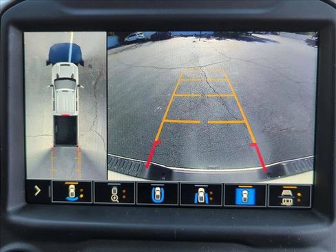 Used 2021 Chevrolet Silverado 2500 LTZ w/ LTZ Plus Package image 11