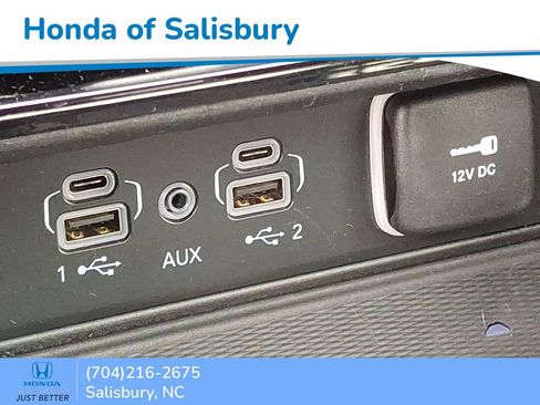 Used 2023 Jeep Grand Cherokee Laredo w/ Luxury Tech Group I image 22