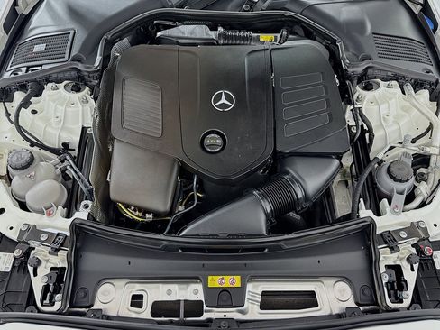Used 2024 Mercedes-Benz C 300 Sedan image 11
