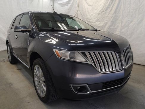 Used 2014 Lincoln MKX w/ Equipment Group 101A image 13
