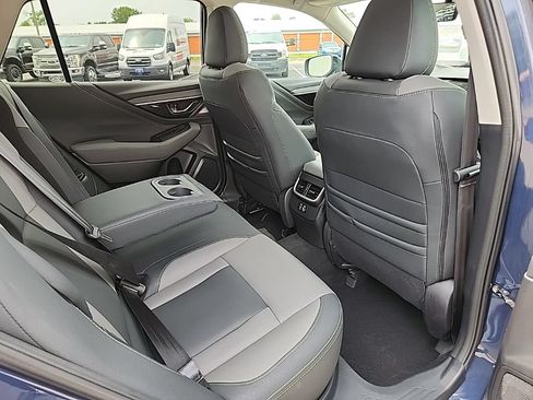 Used 2024 Subaru Outback Onyx Edition AWD/4WD image 33