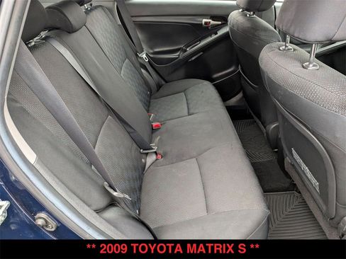 Used 2009 Toyota Matrix S image 22