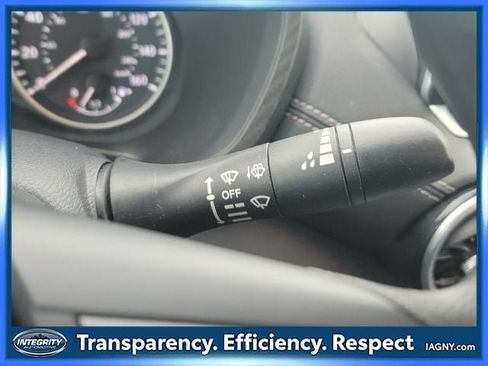 Used 2023 Nissan Sentra SV FWD image 18