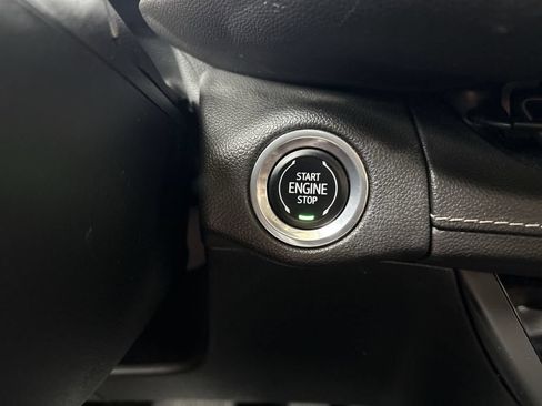Certified 2023 Buick Envision Avenir FWD image 17