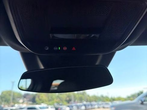Used 2024 Chevrolet Equinox EV LT AWD/4WD image 29