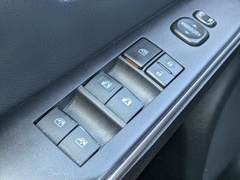Used 2016 Toyota Camry LE FWD image 22