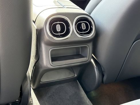 New 2026 Mercedes-Benz GLC 300 image 13