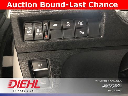 Used 2023 Honda Odyssey Elite image 25