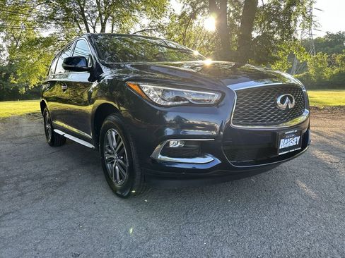 Used 2017 INFINITI QX60 Luxe AWD/4WD image 2