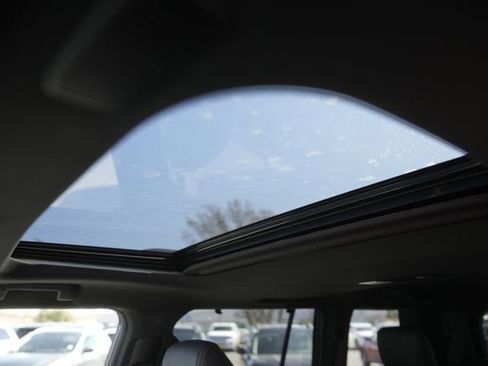 Used 2025 Lexus GX 550 w/ Cold Area Package image 11