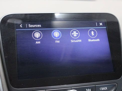 Used 2022 Chevrolet Malibu LT image 33