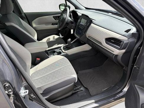 Used 2025 Subaru Forester AWD/4WD image 21