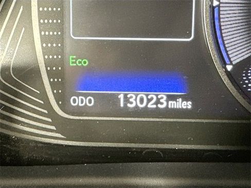 Used 2022 Lexus UX 250h w/ Premium Package image 16