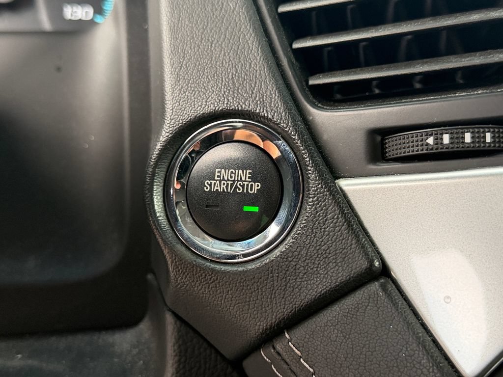 Used 2018 Chevrolet Tahoe Premier AWD/4WD image 18