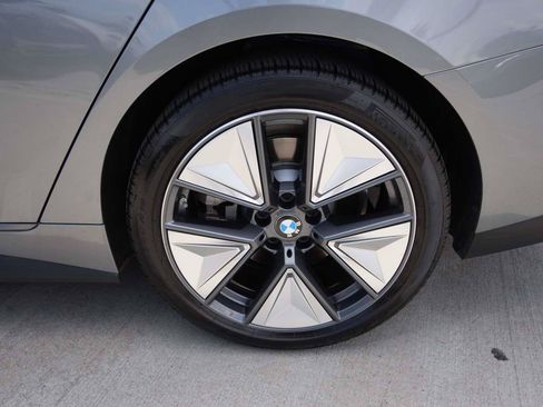 Used 2025 BMW i4 eDrive40 w/ Premium Package RWD image 6
