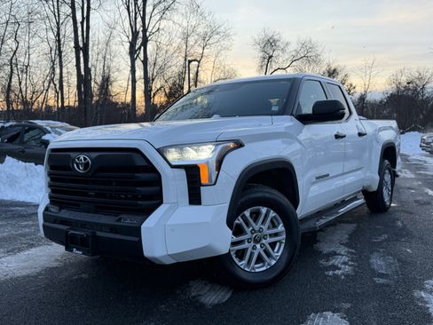 Used 2023 Toyota Tundra SR5 image 1
