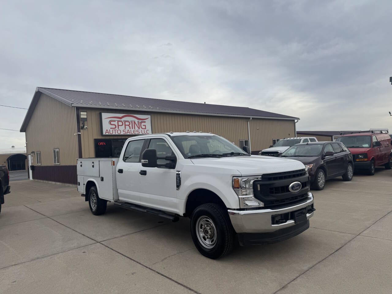 Used 2020 Ford F350 XL w/ Power Equipment Group AWD/4WD image 2