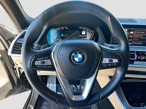Used 2022 BMW X5 sDrive40i w/ Parking Assistance Package image 11