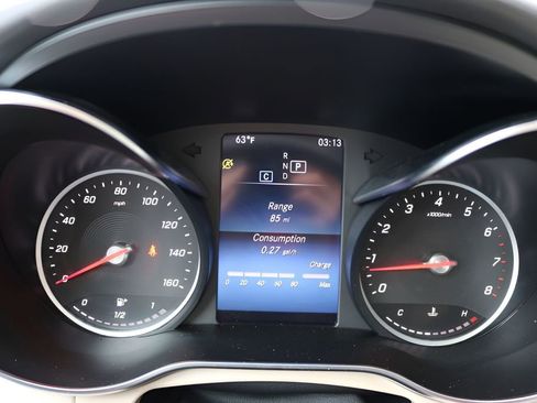 Used 2022 Mercedes-Benz GLC 300 image 27