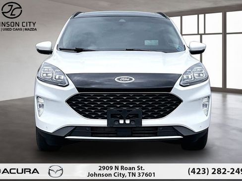 Used 2020 Ford Escape Titanium w/ Titanium Premium Package 2.0 AWD/4WD image 3