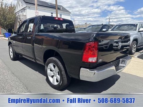 Used 2024 RAM 1500 Classic SLT AWD/4WD image 7