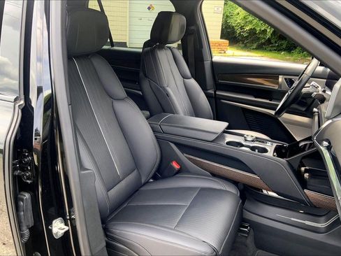Certified 2026 Cadillac Vistiq Sport AWD/4WD image 7