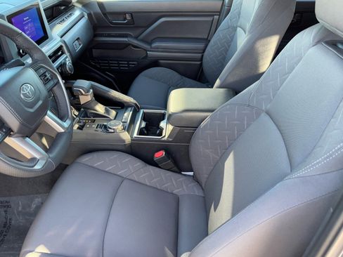 Certified 2025 Toyota Tacoma SR5 image 20